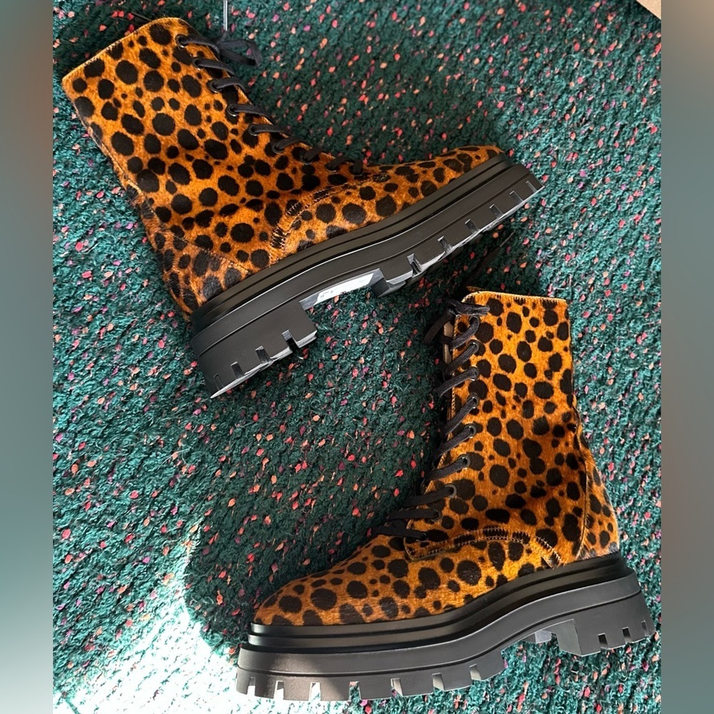SOLD OUT Stuart Weitzman Bedford Sleek Leopard Calf Hair Boots NWT 5.5 $695 Rare - Picture 16 of 16